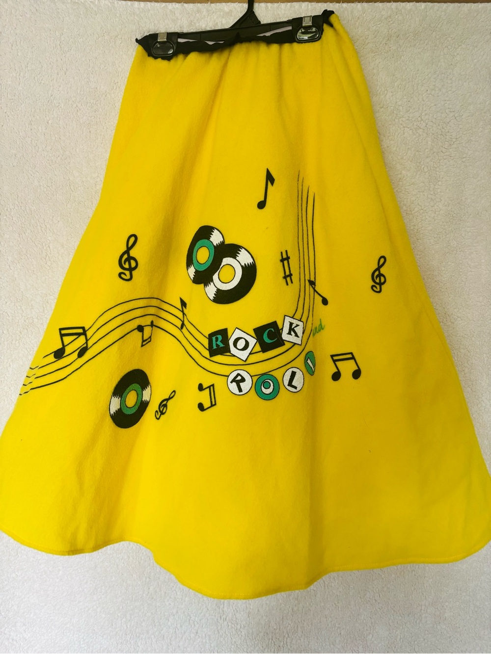 Vintage 90s/2000s Yellow 50s Rock & Roll Costume Poodle Sock Hop Skirt – Kids